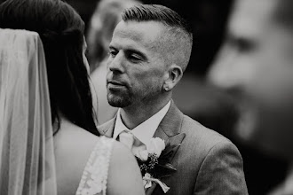 Düğün fotoğrafçısı Gina Emmer. Fotoğraf 27.04.2023 tarihinde