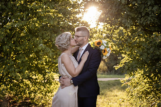 Fotógrafo de bodas Annamária Tóth Ambrusné. Foto del 06.05.2024