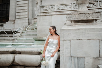 Wedding photographer Nina Mesha. Photo of 15.11.2025