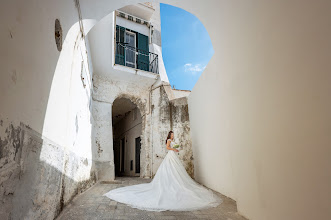 Wedding photographer Angelo Oliva. Photo of 20.11.2024