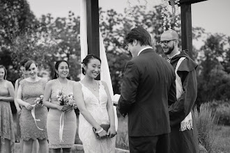 Photographe de mariage Sarah Clapp. Photo du 10.03.2020