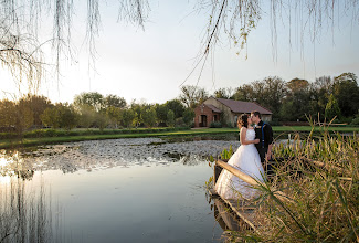 婚姻写真家 Giselle Hammond. 04.10.2019 の写真