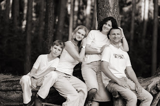 Wedding photographer Aleksandr Lobach. Photo of 02.10.2025