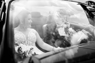 Wedding photographer Claudiu Mercurean. Photo of 27.11.2023