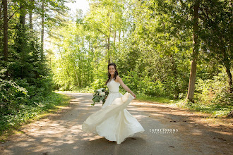 Wedding photographer Tanya Purdon. Photo of 04.05.2023