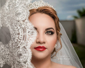 Nhiếp ảnh gia ảnh cưới Enrique Robledo. Ảnh trong ngày 16.06.2020
