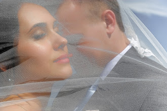 Düğün fotoğrafçısı Anatoliy Rezvushkin. Fotoğraf 22.06.2019 tarihinde
