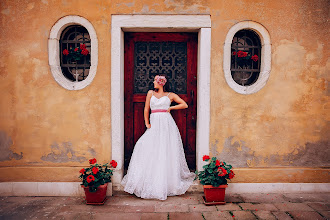 Düğün fotoğrafçısı Marina Ermolaeva. Fotoğraf 25.05.2022 tarihinde