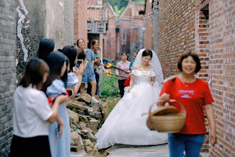 Bröllopsfotografer Hol Zhang. Foto av 09.03.2023