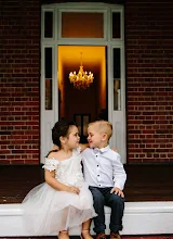 Wedding photographer Amy Hardiman. Photo of 12.02.2019