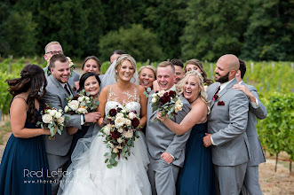 Wedding photographer Micaela Batterberry. Photo of 09.03.2020