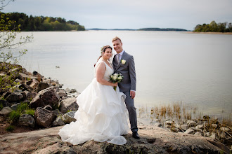 Fotógrafo de casamento Ari Mäkiö. Foto de 12.06.2020