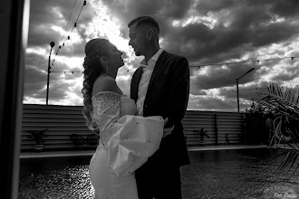 Wedding photographer Bogdan Pirvulescu. Photo of 14.06.2025