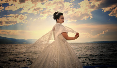 Wedding photographer Mert Uluhan. Photo of 11.07.2020