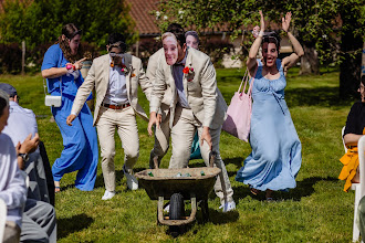 Wedding photographer Oliver Saillard. Photo of 18.06.2025