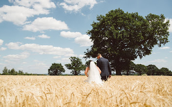 Bröllopsfotografer Aaron . Foto av 02.07.2019