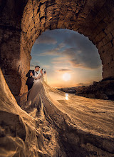 Fotógrafo de casamento Özgür Aslan. Foto de 04.04.2024