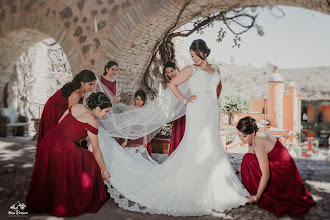 Fotógrafo de bodas Alma Romero. Foto del 22.04.2018