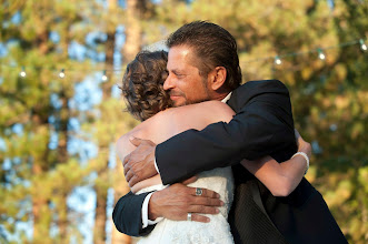 Fotografo di matrimoni James Glover. Foto del 08.09.2019