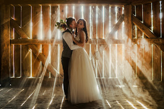 Nhiếp ảnh gia ảnh cưới Tomasz Konopka. Ảnh trong ngày 03.09.2019
