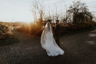 Wedding photographer Oksana Mazur. Photo of 22.01.2020