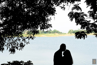 Fotograf ślubny Momo Chakraborty. Zdjęcie z 02.05.2025