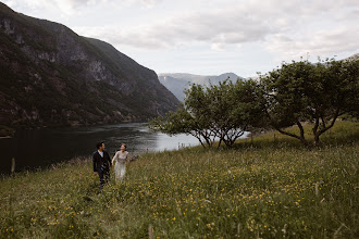 Wedding photographer Ingvild Kolnes. Photo of 09.04.2019