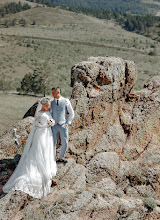 Fotografo di matrimoni Karpova Bayarma. Foto del 24.07.2022