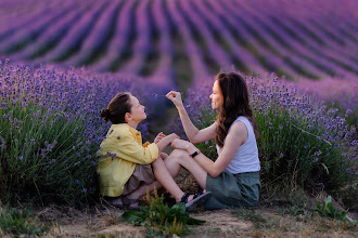 Wedding photographer Dasha Antipina. Photo of 25.06.2025