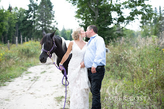 Photographe de mariage Amber Costa. Photo du 11.05.2023