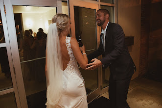 Nhiếp ảnh gia ảnh cưới Corey Burkhead. Ảnh trong ngày 09.09.2019
