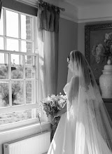 Wedding photographer Paulina Harston. Photo of 11.10.2025