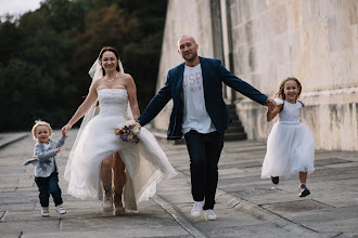 Nhiếp ảnh gia ảnh cưới Aleksandra Shishlakova. Ảnh trong ngày 11.05.2024