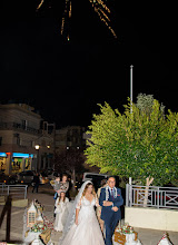 Fotógrafo de bodas Nikos Flouris. Foto del 19.06.2019