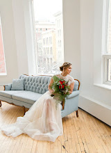 Wedding photographer Jenn Yablonowski. Photo of 11.02.2020