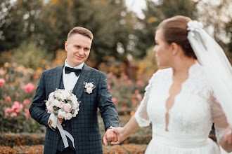 Bröllopsfotografer Yuliya Mozharova. Foto av 05.11.2020