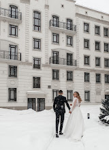 Düğün fotoğrafçısı Lesya Skhomenko. Fotoğraf 14.12.2021 tarihinde