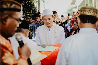 Wedding photographer Ahmad Syarif Maulana. Photo of 01.07.2019