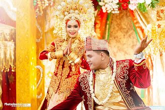 Nhiếp ảnh gia ảnh cưới Haris Sujatmiko. Ảnh trong ngày 04.09.2019