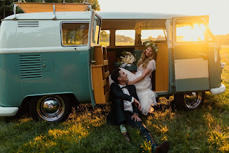 Fotografer pernikahan Łukasz Ożóg. Foto tanggal 01.03.2021