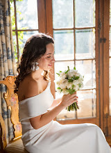 Wedding photographer Valentina Reyes. Photo of 03.03.2025
