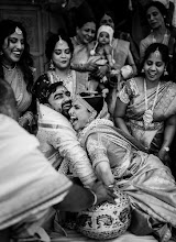 Fotografo di matrimoni Nandi Vardhan Reddy. Foto del 20.04.2024