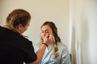 Fotografo di matrimoni Annie Fox. Foto del 08.09.2019