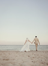 Wedding photographer Ches Pizzini. Photo of 16.09.2025