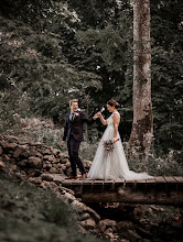 Fotógrafo de casamento Sofie Hillbom. Foto de 20.04.2021