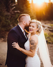 Vestuvių fotografas: Ely Roberts. 27.04.2023 nuotrauka