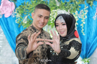 Jurufoto perkahwinan Rendy Trianto. Foto pada 10.06.2020