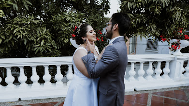 婚禮攝影師Winny Sarmiento. 08.01.2022的照片