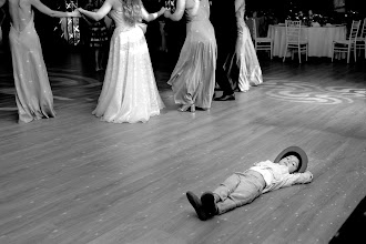 Wedding photographer Ruxandra Manescu. Photo of 31.07.2025