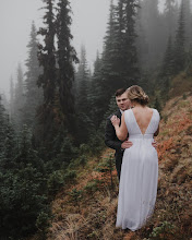 婚礼摄影师Zoë Burchard. 07.09.2019的图片